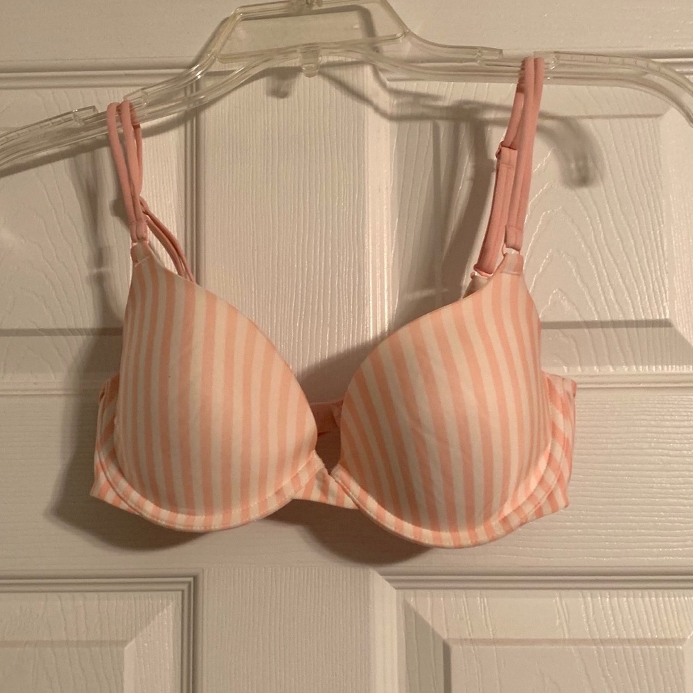 Victoria Secret Bra 34C